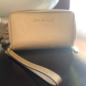 Michael Michael Kors Zip Wristlet Wallet